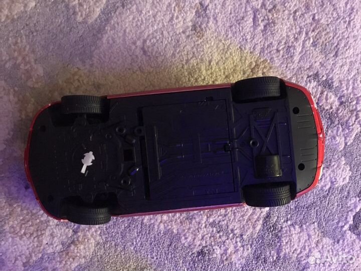 Машинка на радиоуправлении