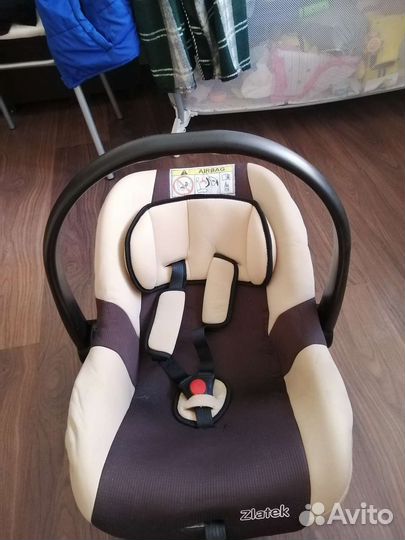 Продам люльку для машины в хорошем состоянии