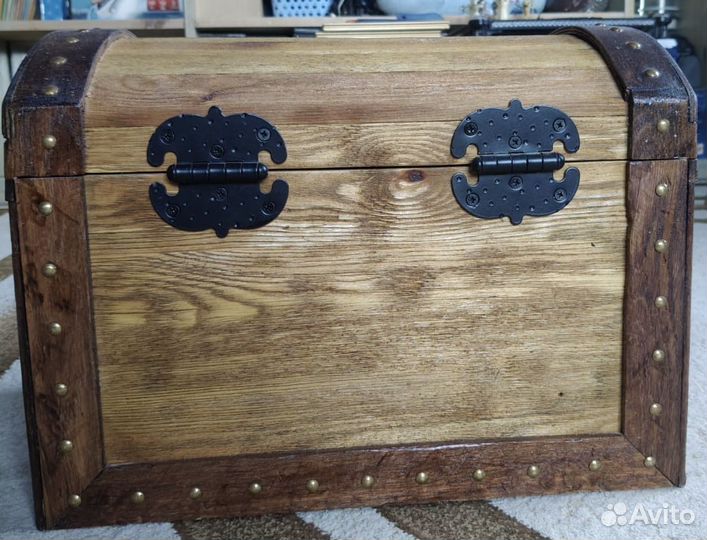 Сундук деревянный большой
