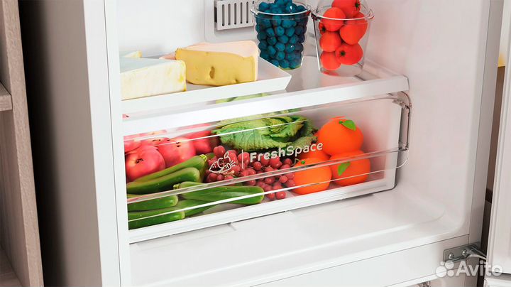 Новый Холодильник Indesit ITR5200W Total No Frost