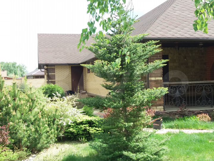 Коттедж 385 м² на участке 17,4 сот.