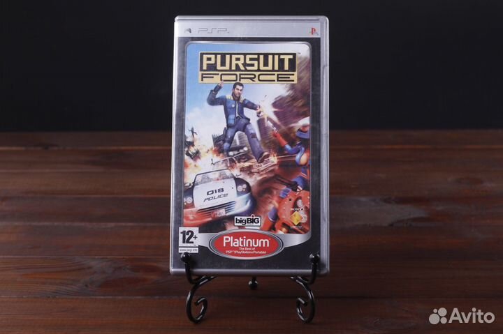 PSP Pursuit Force Эксклюзив