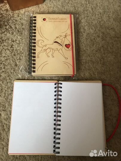 Ежедневники, блокноты новые