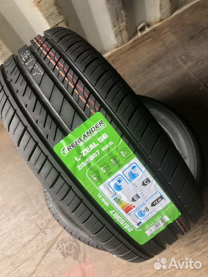 Grenlander L-Zeal56 215/50 R17 95W