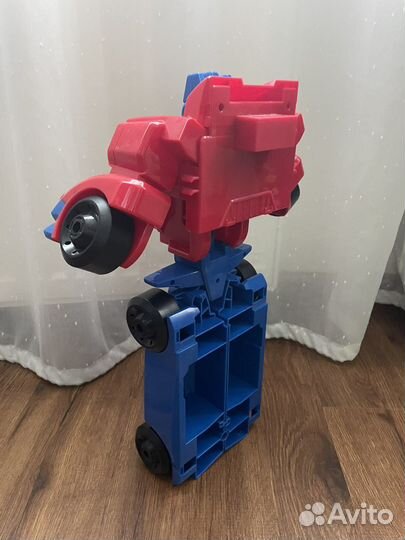 Робот Transformers Prime