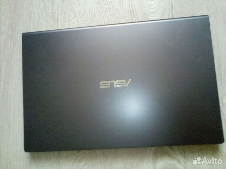 Ноутбук asus