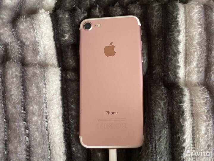 Apple iPhone 7 32gb розовый