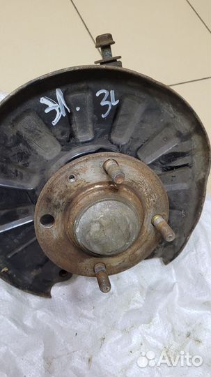 Кулак задний левый на хендай элантра xd