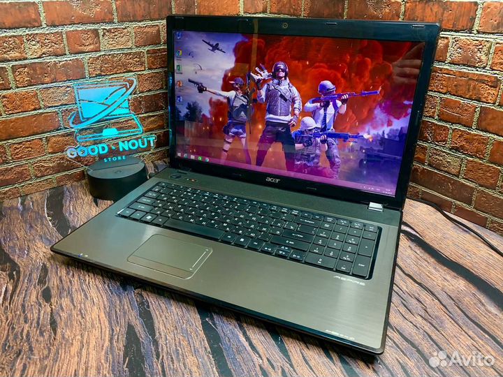 Игровой Acer 4 ядра Radeon 4GB 17*3
