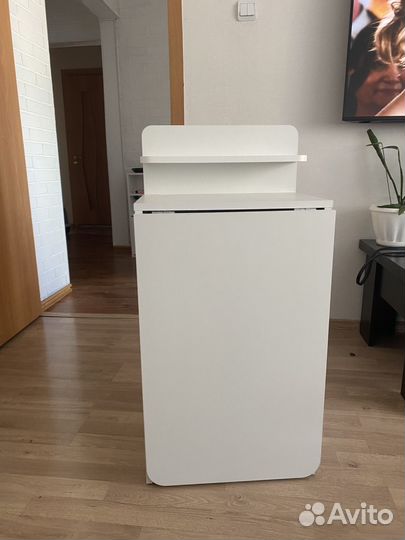 Маникюрный стол складной