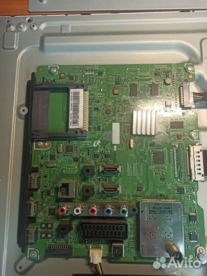 Samsung UE32ES5507V в разбор