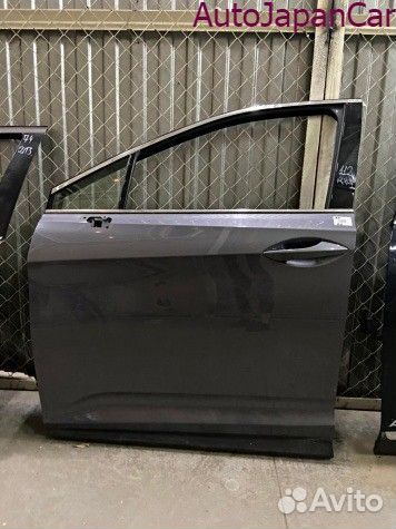 Lexus RX Левая передняя дверь