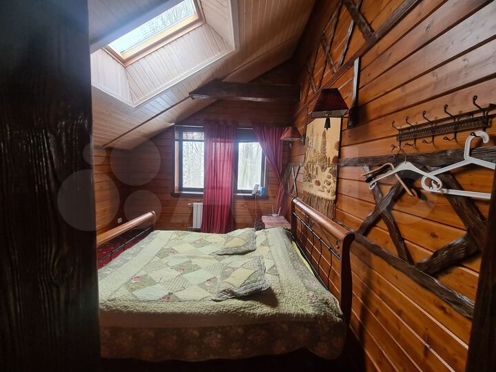 Коттедж 250 м² на участке 25 сот.