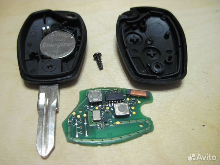 LADA Largus чип ключ 2 кнопки