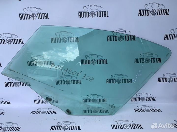 Стекло двери переднее левое Peugeot 308 EP6 2008