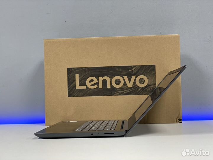 Шустрый ноут 14” 8g озу SSD256g Core i3 10