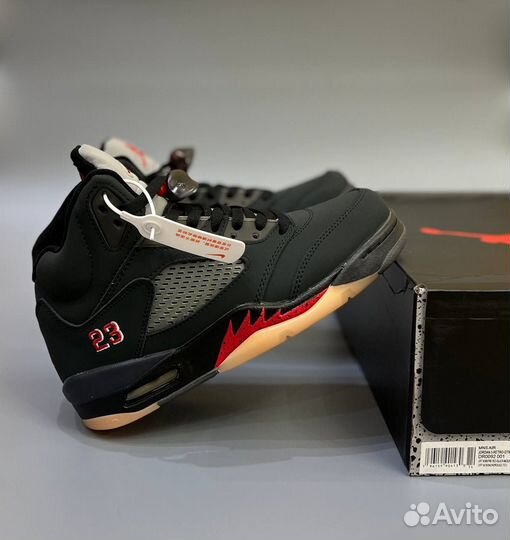 Nike Air Jordan 5 Retro Gore-Tex Off Noir (41-46)