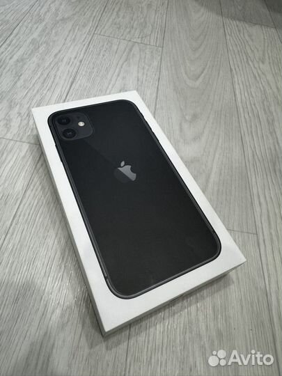 iPhone 11, 64 ГБ