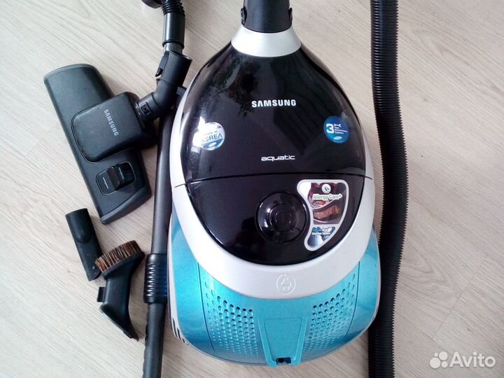 Пылесос с аквафильтром Samsung Aquatic sd9450 б/у
