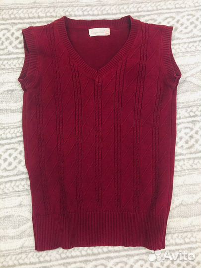 Жилетка бордовая школьная