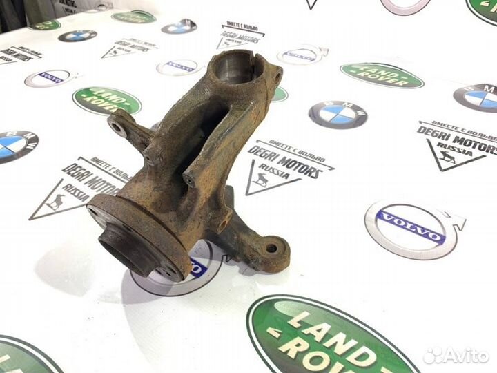 Поворотный кулак в сборе передний правы Bmw X3 E83