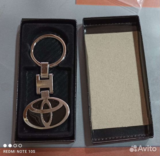 Брелок для ключей автомобиля Тойота