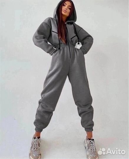 Комбинезон женский спортивный