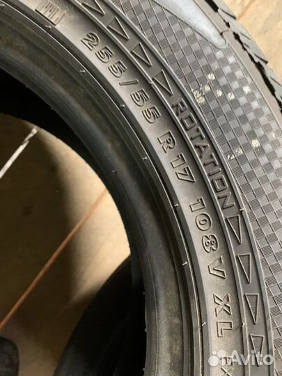 Nokian Tyres NRVi 255/55 R17