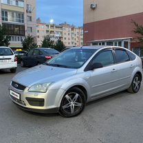 Ford Focus 1.6 MT, 2006, 297 000 км, с пробегом, цена 495 000 руб.