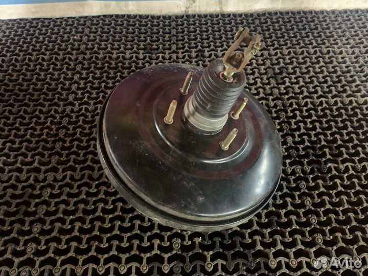 Усилитель тормозов вакуумный Mazda 6