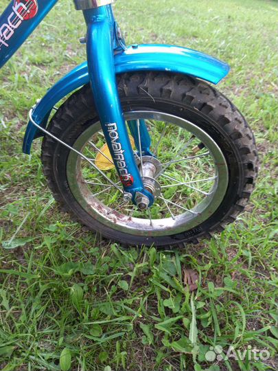 Велосипед детский 4 колесный