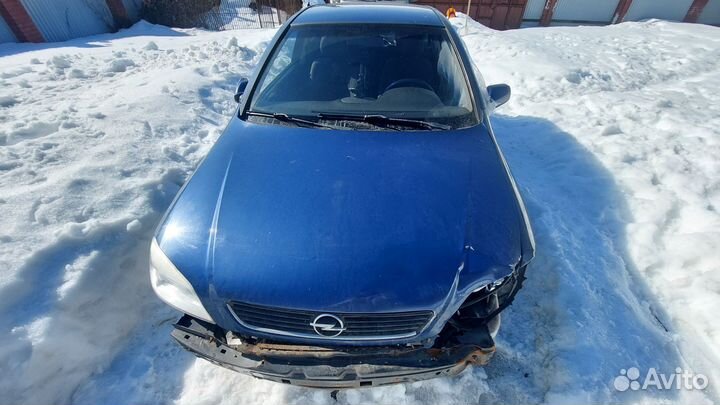 Opel Astra 1.8 AT, 2002, битый, 252 369 км