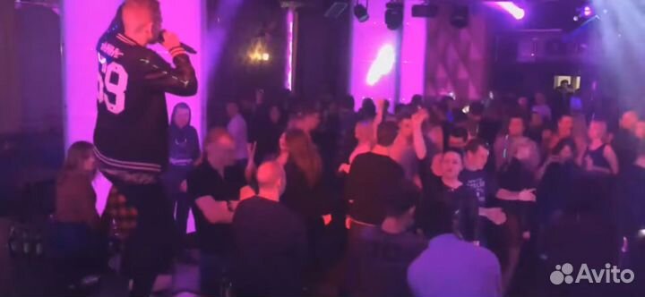 Вокалист на мероприятие