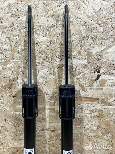 Амортизатор задний VAG