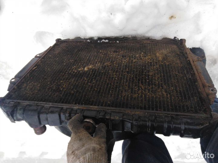 Радиатор Паджеро 2