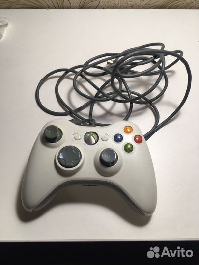 Джостик Xbox 360