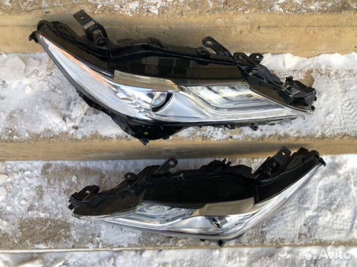 Фара передняя левая Toyota Camry V70 2017-Нв