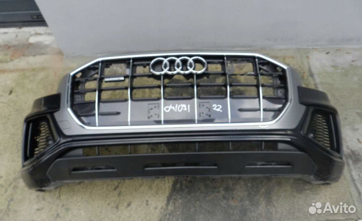 Audi Q8 4M8 S line 4M8807437D бампер
