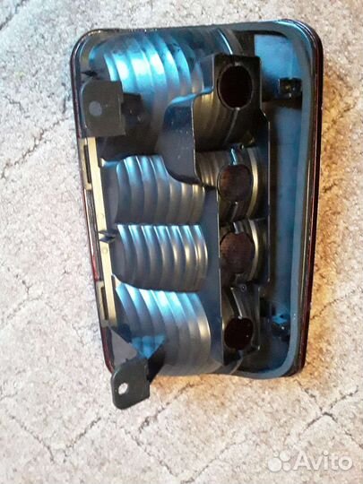 Задний фонарь volkswagen caddy