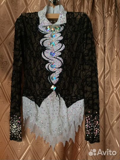 Купальник для художественной гимнастики