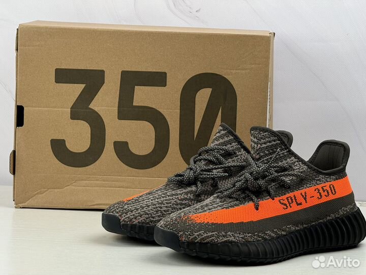 Кроссовки Adidas Yeezy Boost 350 V2 Carbon Beluga