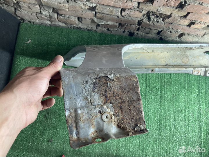 Крыло переднее правое nissan cube z10