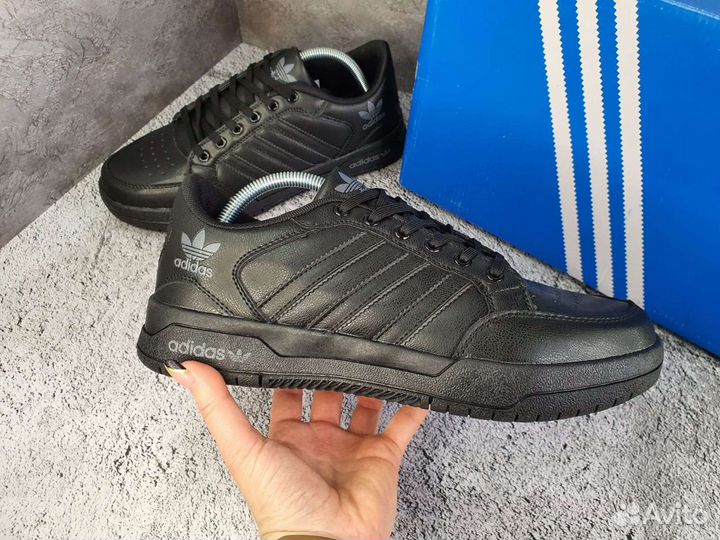 Кроссовки Adidas. Кайфовые