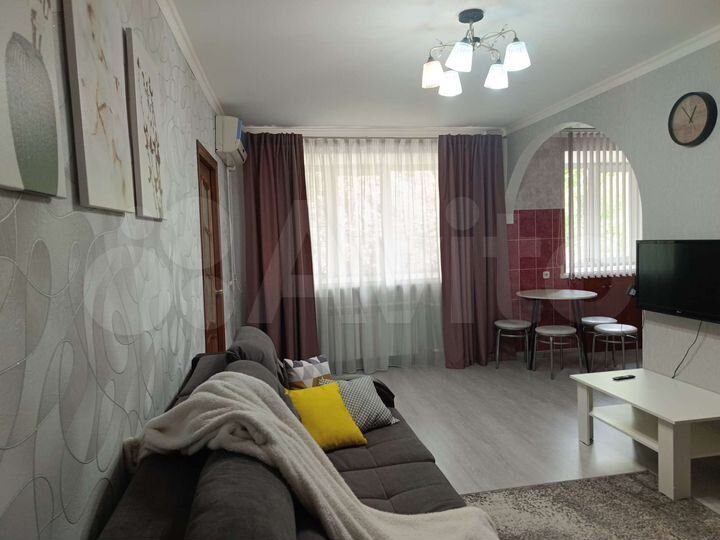 2-к. квартира, 56 м², 2/5 эт.