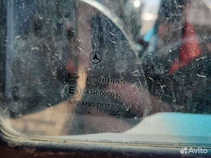 Водительское стекло на мерседес спринтер