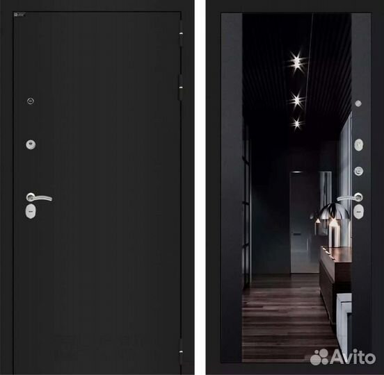 Входная дверь зеркалом