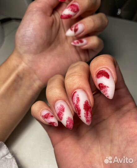 Мастер маникюра