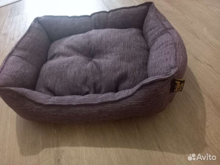 Лежанка для маленьких собак