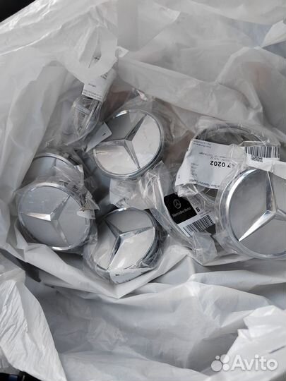 Заглушки на литые диски Mercedes