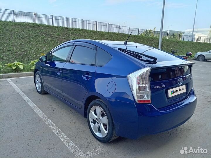 Toyota Prius 1.8 CVT, 2011, 257 100 км